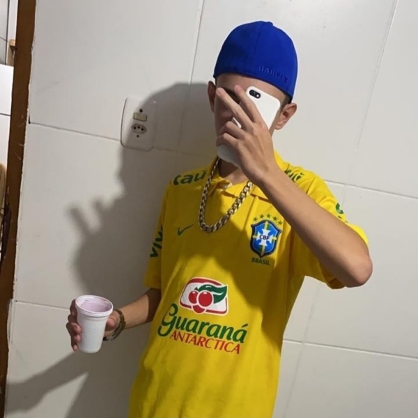 Dinheiro e Fama - Single album cover