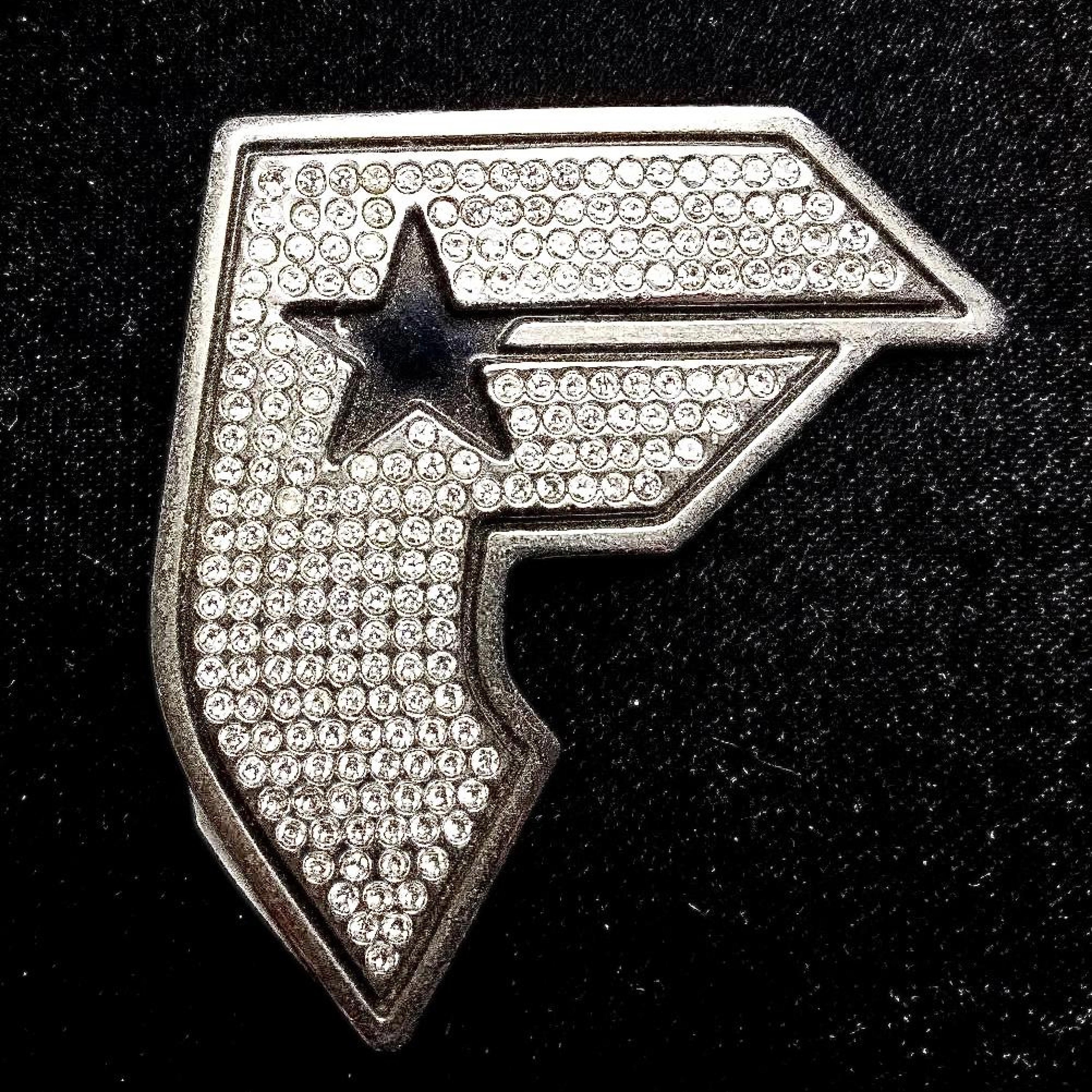 Famous - Single album cover