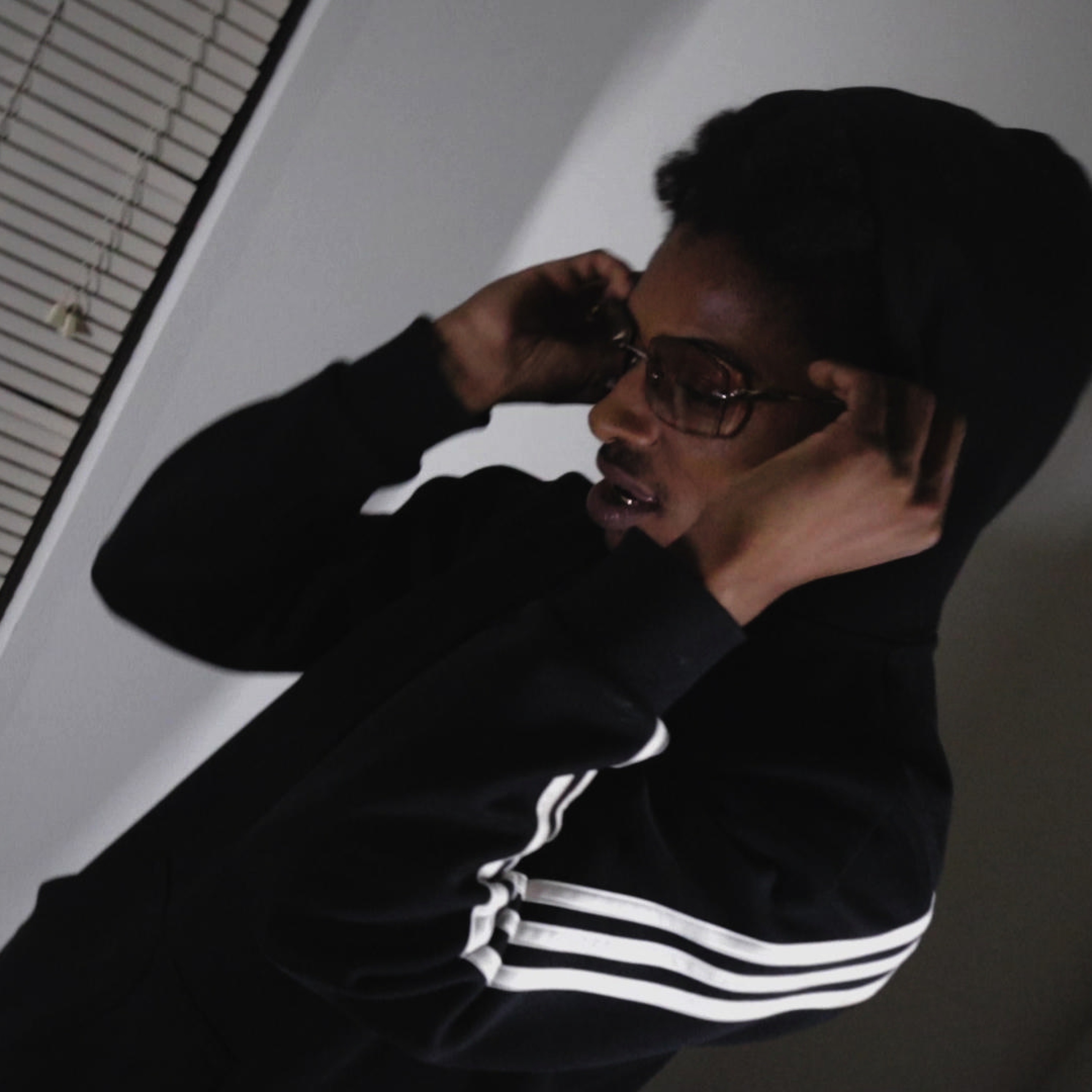 Its A Hit - Single album cover