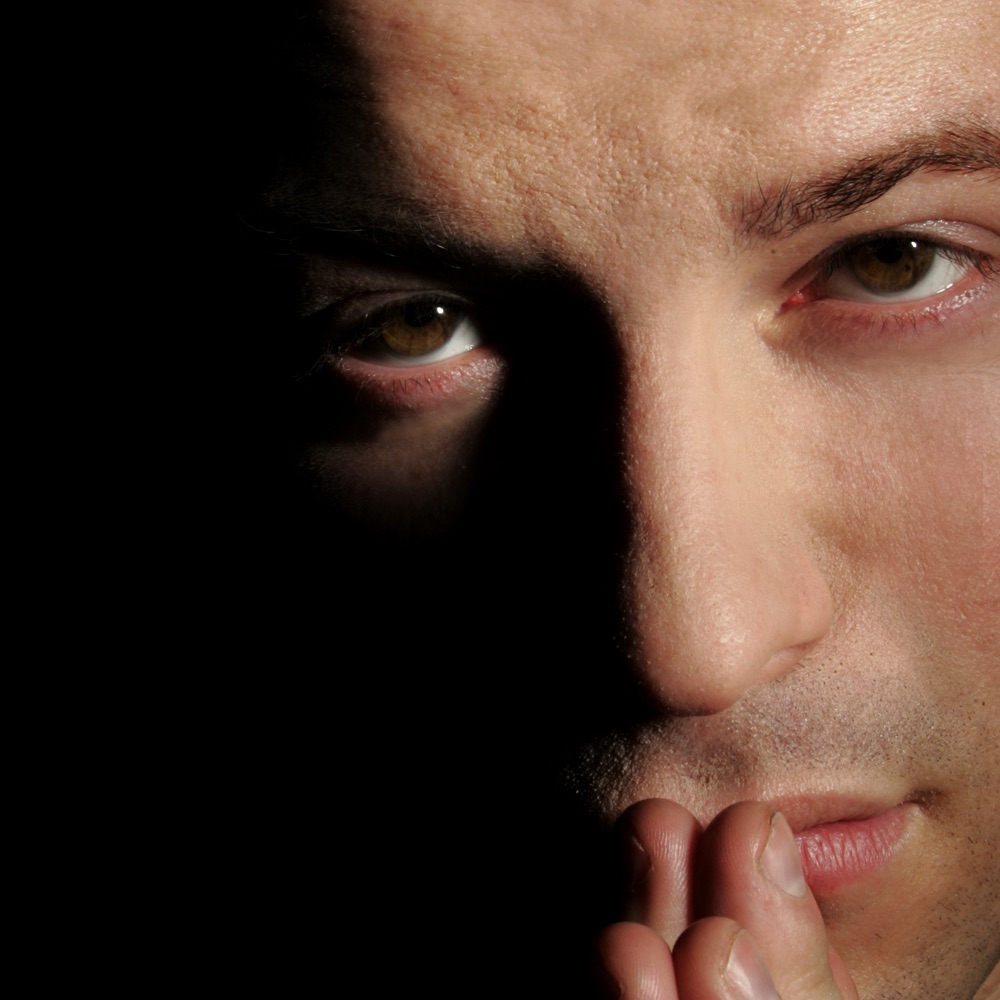 Darren Tate portrait