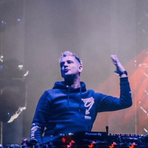 Ashley Wallbridge portrait