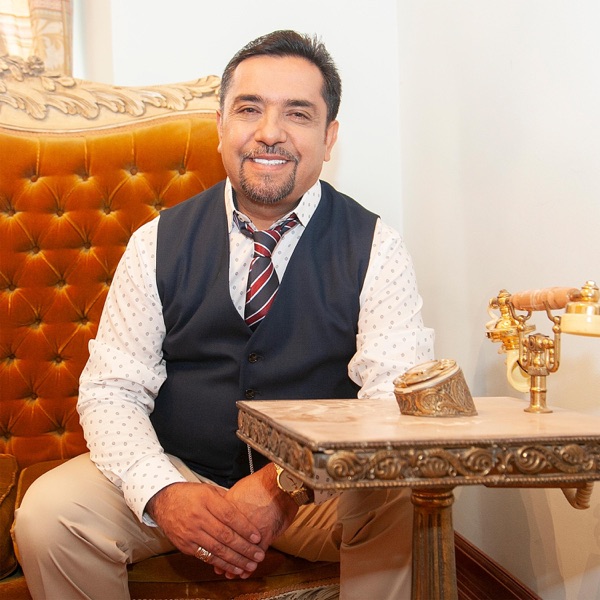 Hecha a Mi Medida (feat. Tito Nieves) - Single album cover