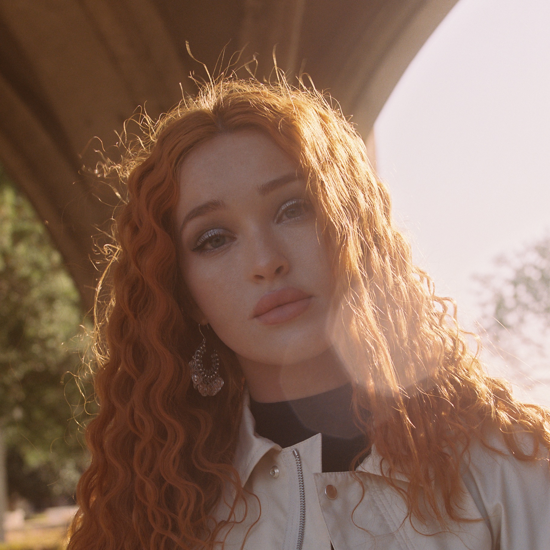 Elley Duhé Portrait