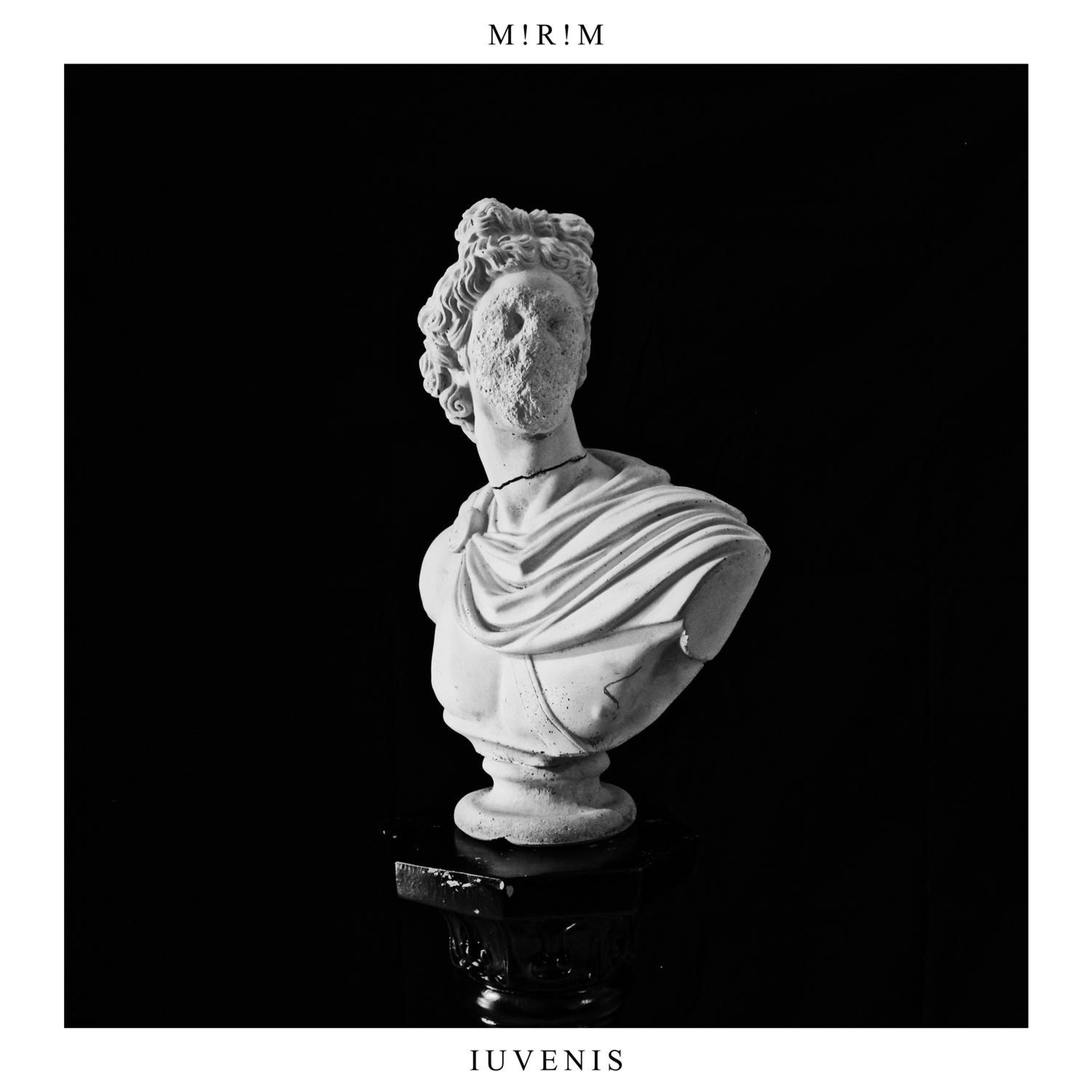 Iuvenis album cover