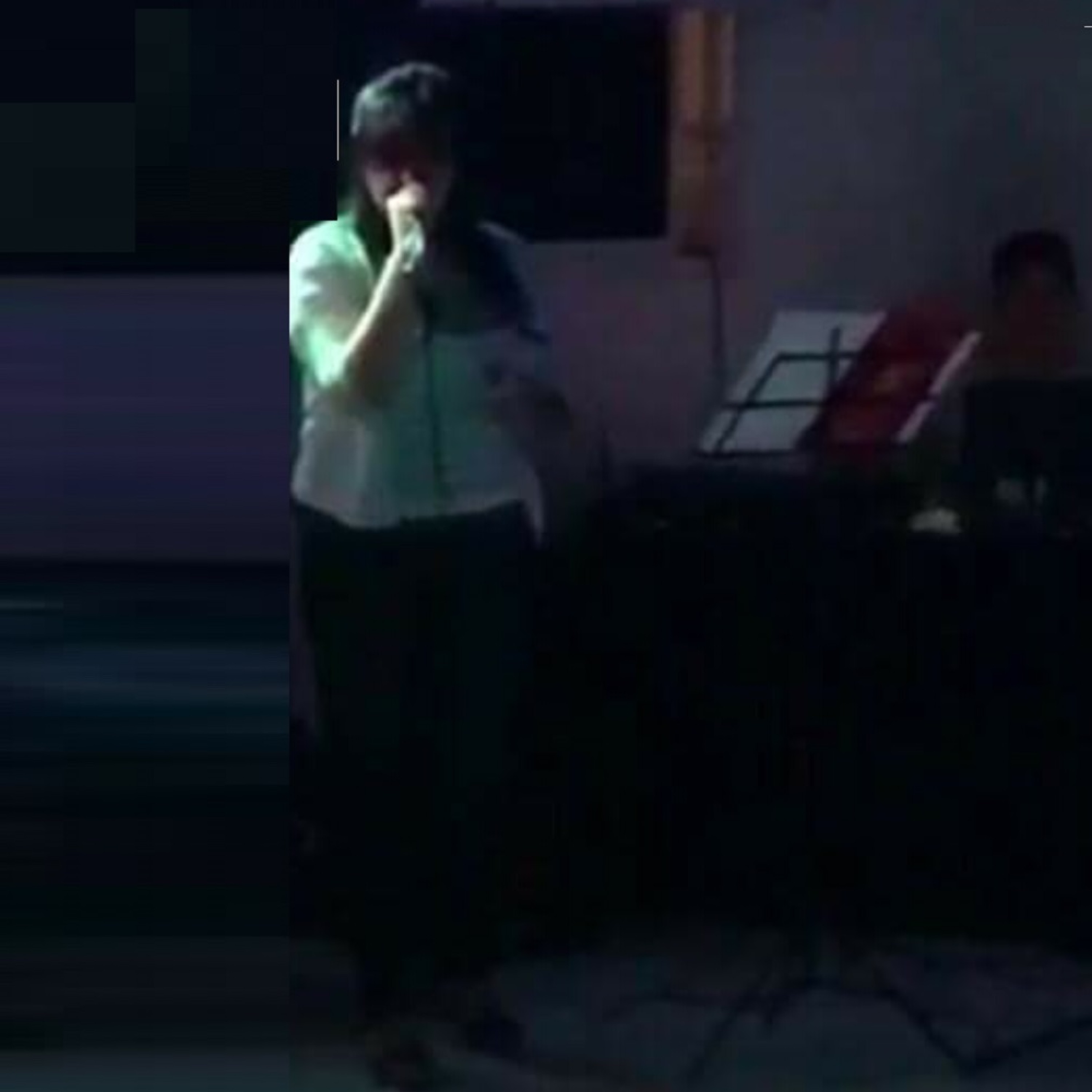 Juanito Laguna ayuda a su madre (feat. Astor Piazzolla & Horacio Ferrer) - Single album cover