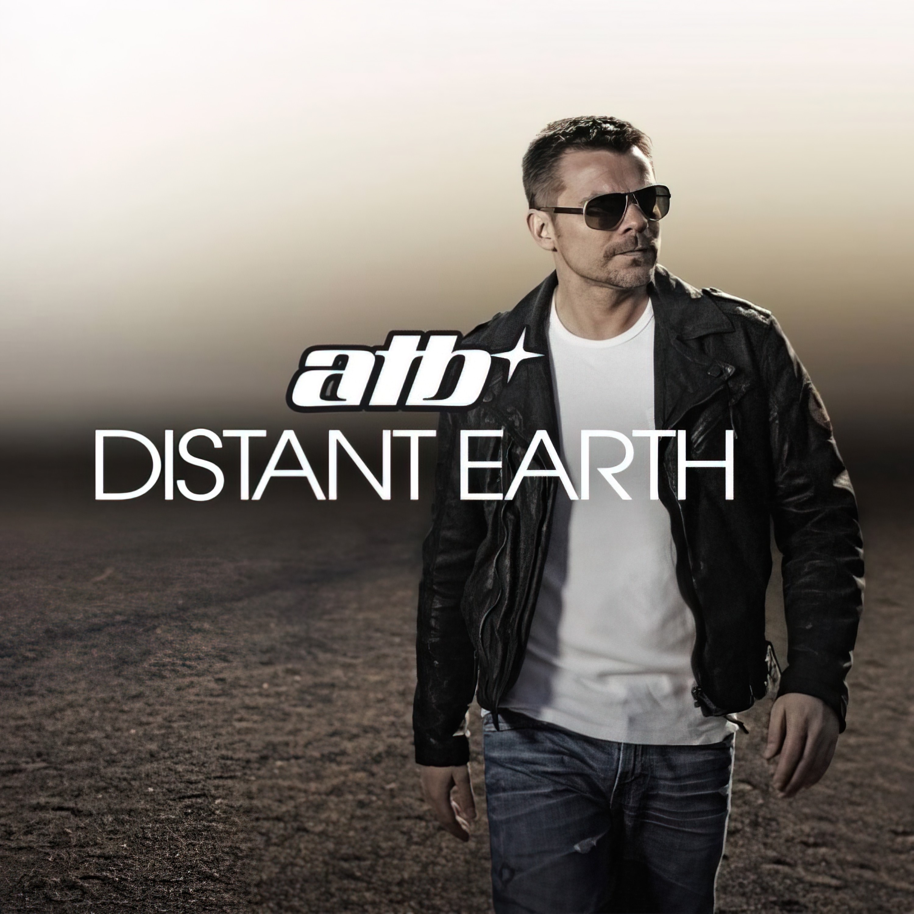 Distant Earth (Deluxe Version) album cover