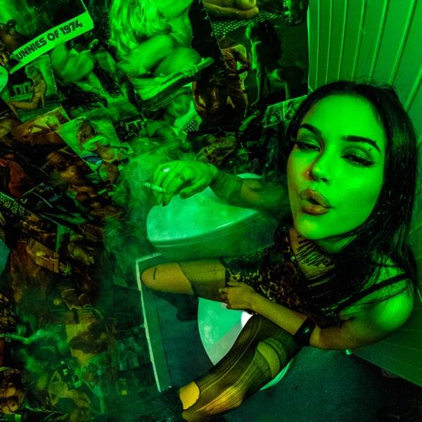 SUCKERPUNCH (deluxe version) album cover