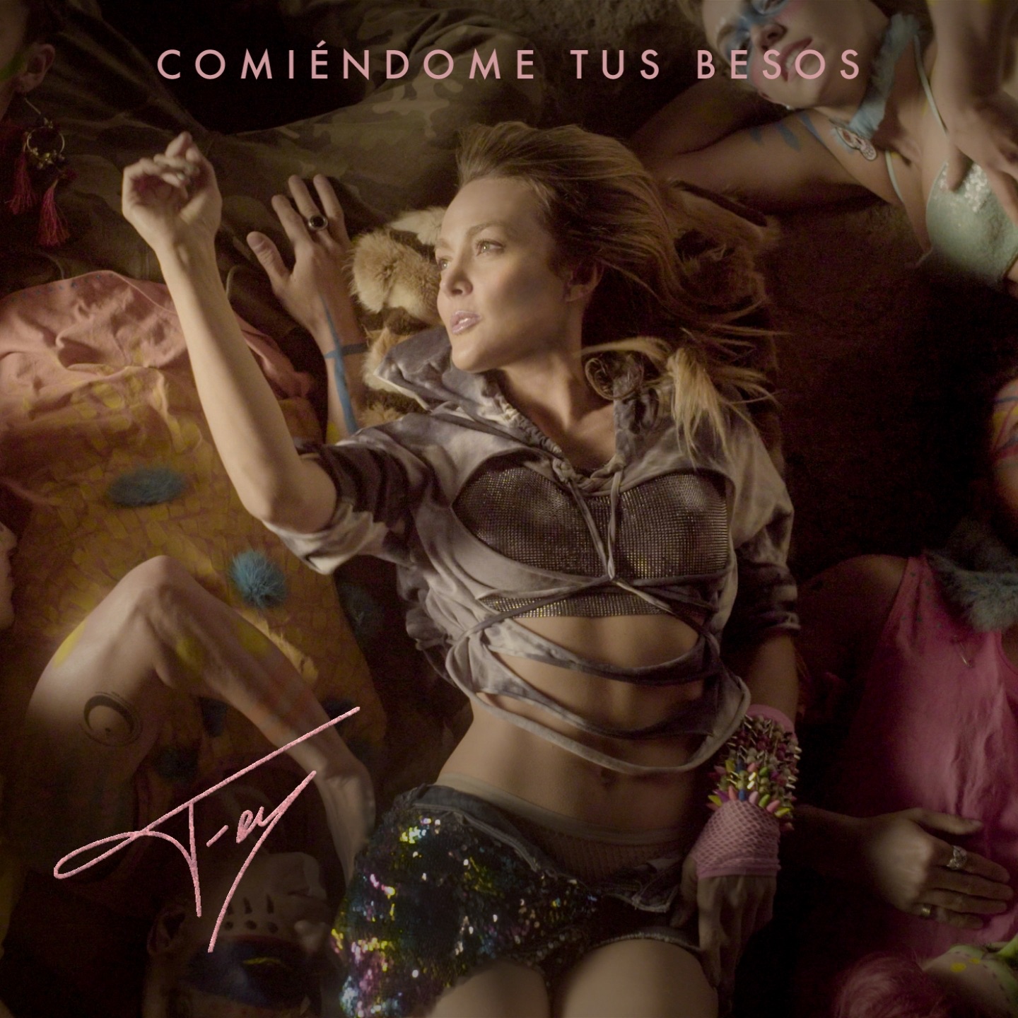 Comiéndome Tus Besos - Single album cover