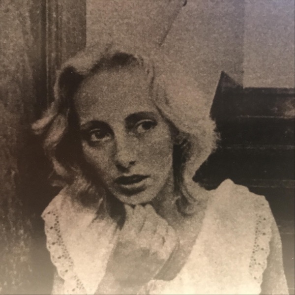 Middle of the Rounds - Single album cover