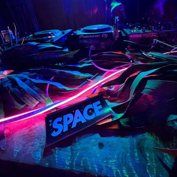 Spaceship (feat. Sordez) - Single album cover