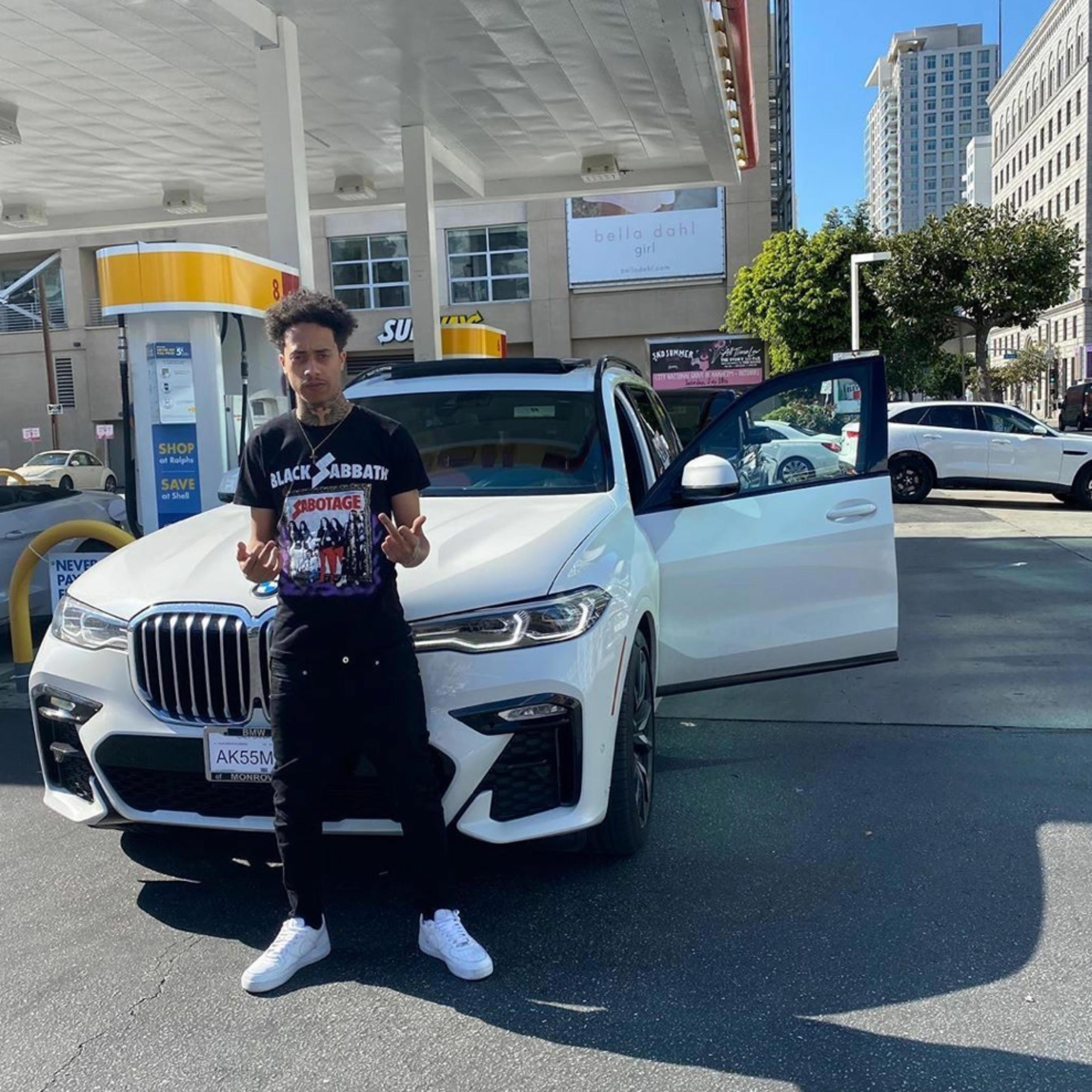 Watch Yo Bitch (feat. Tony Shhnow) - Single album cover