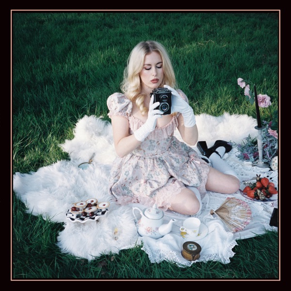 Wonderland (Deluxe Edition) album cover