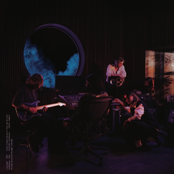 Dancing In Darkness & Oh Dreamer - Single album cover