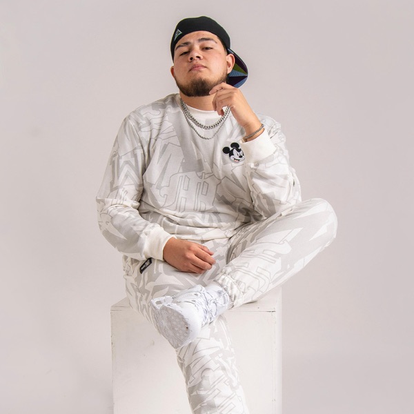 Dice Que Me Extraña (Acústico) - Single album cover