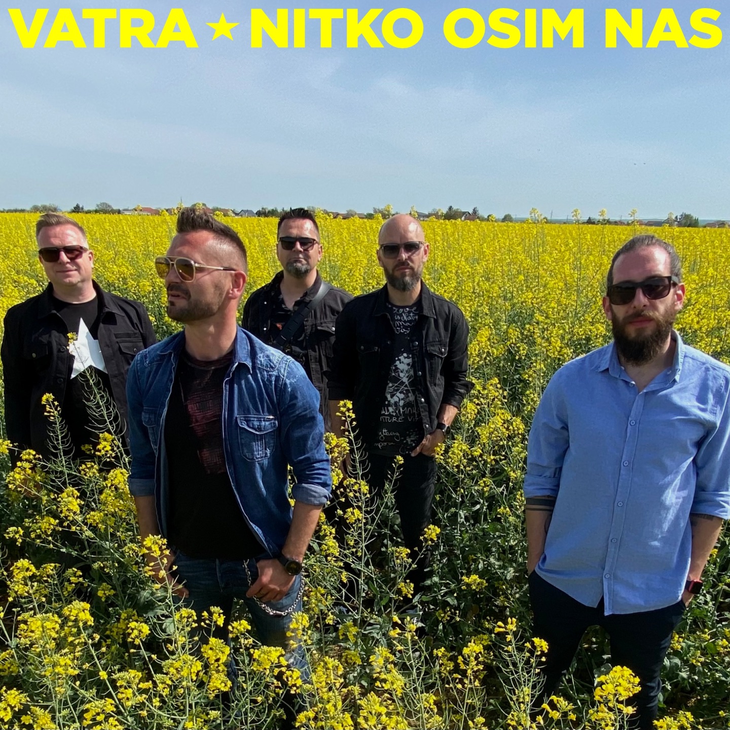 Nitko osim nas - Single album cover
