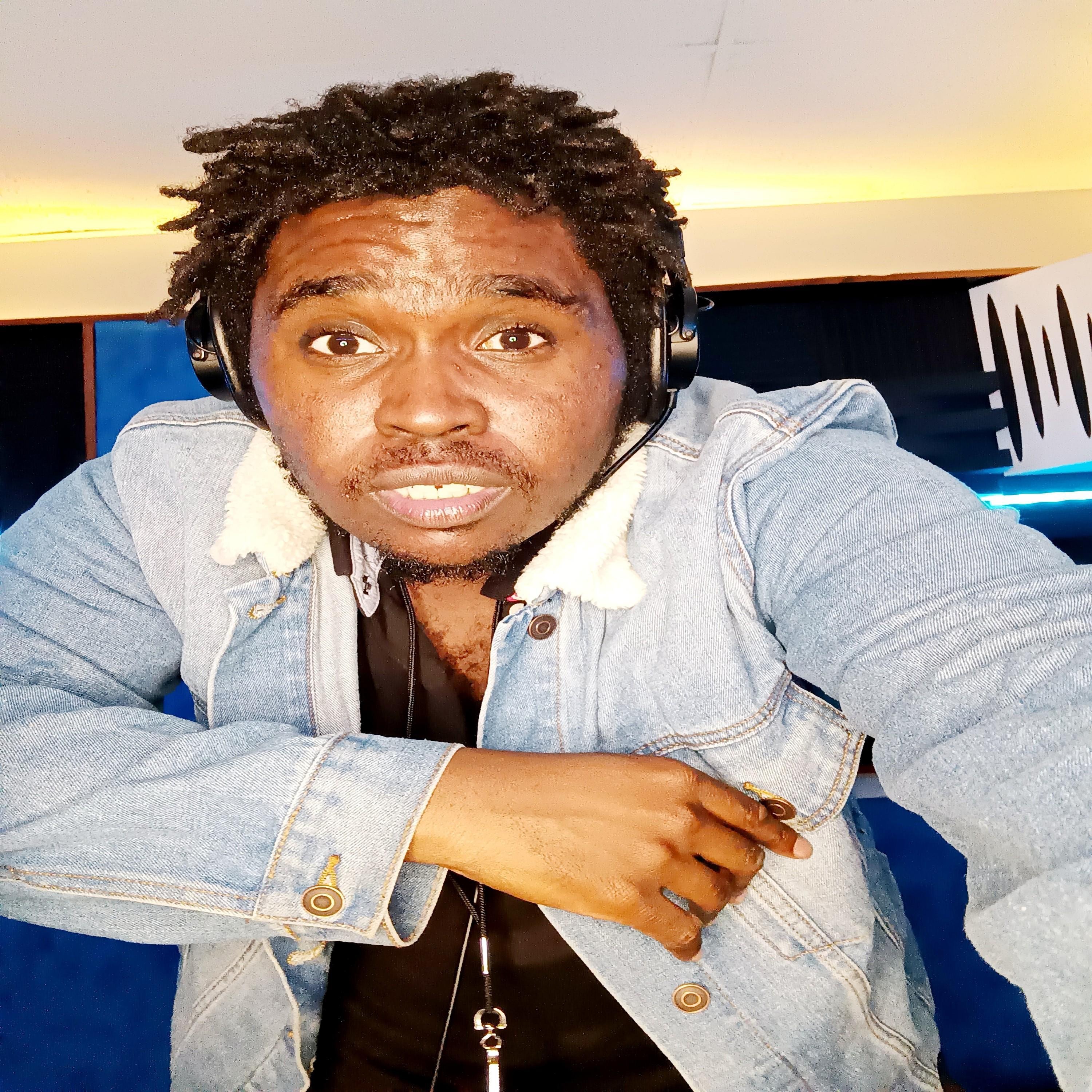 Selling (Moe Mix) (feat. Sukihana & OJ Da Juiceman) [Remix] - Single album cover