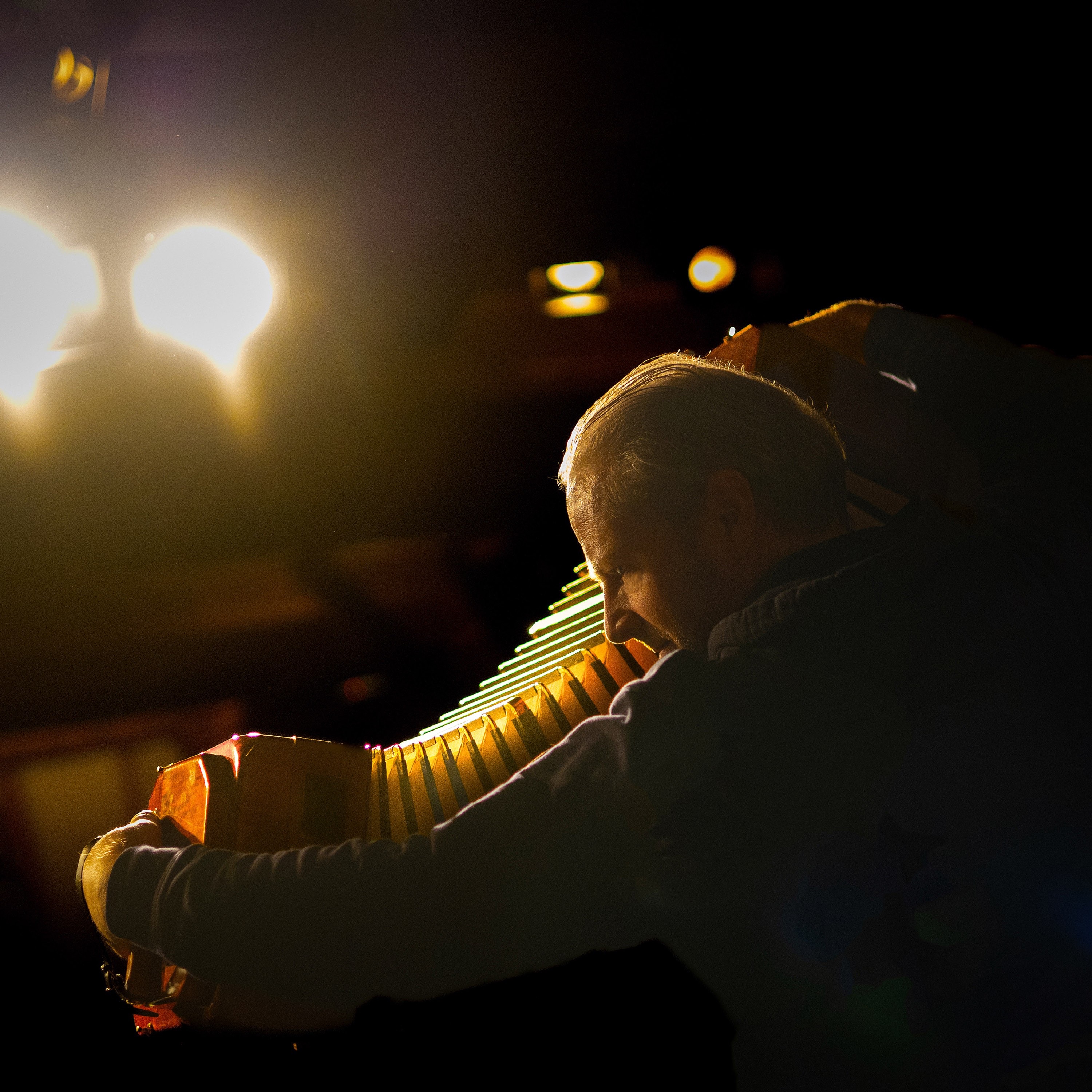 Tango to Evora - To Tango Tis Nefelis (feat. Philipp Schiepek) - Single album cover