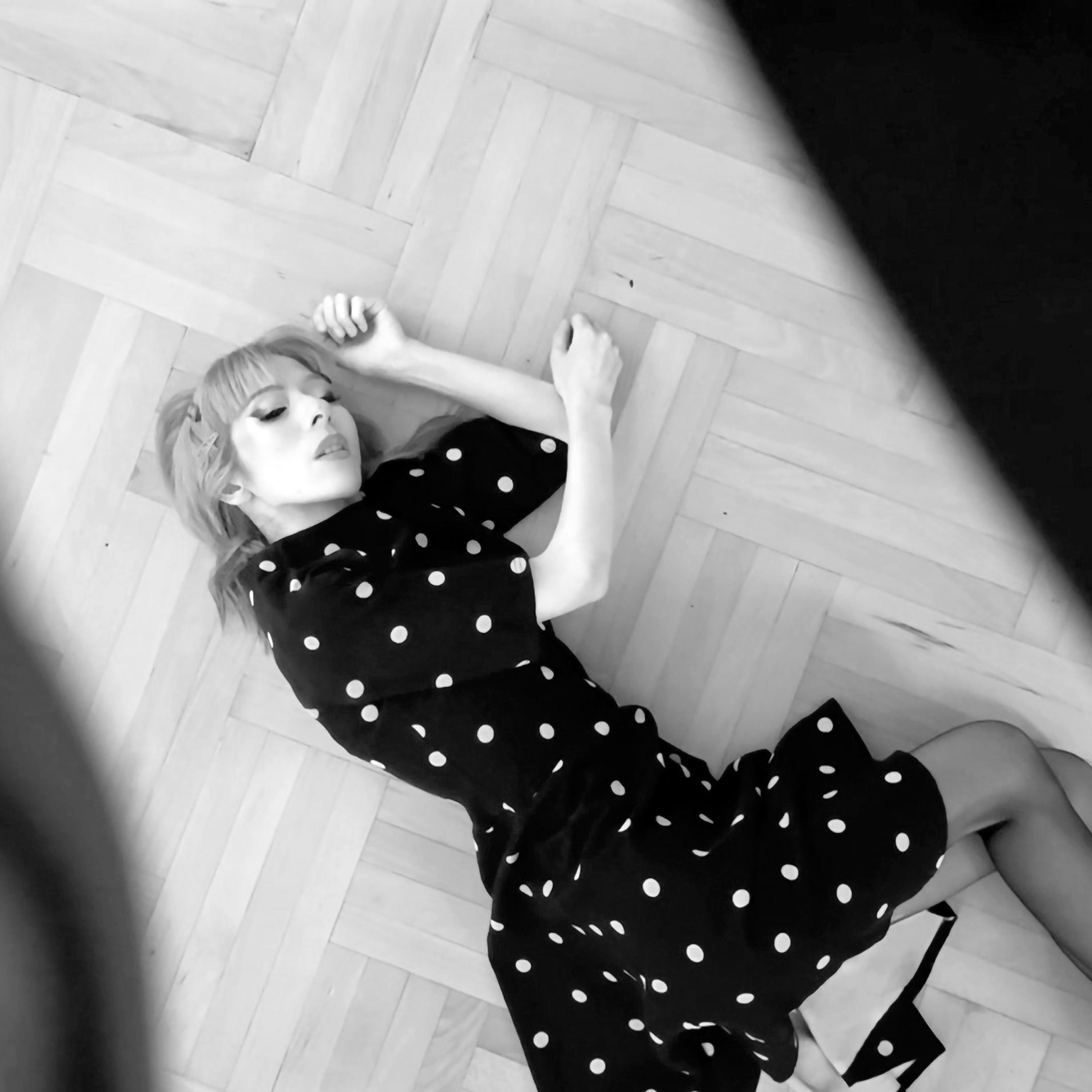 infinifalls - Single album cover