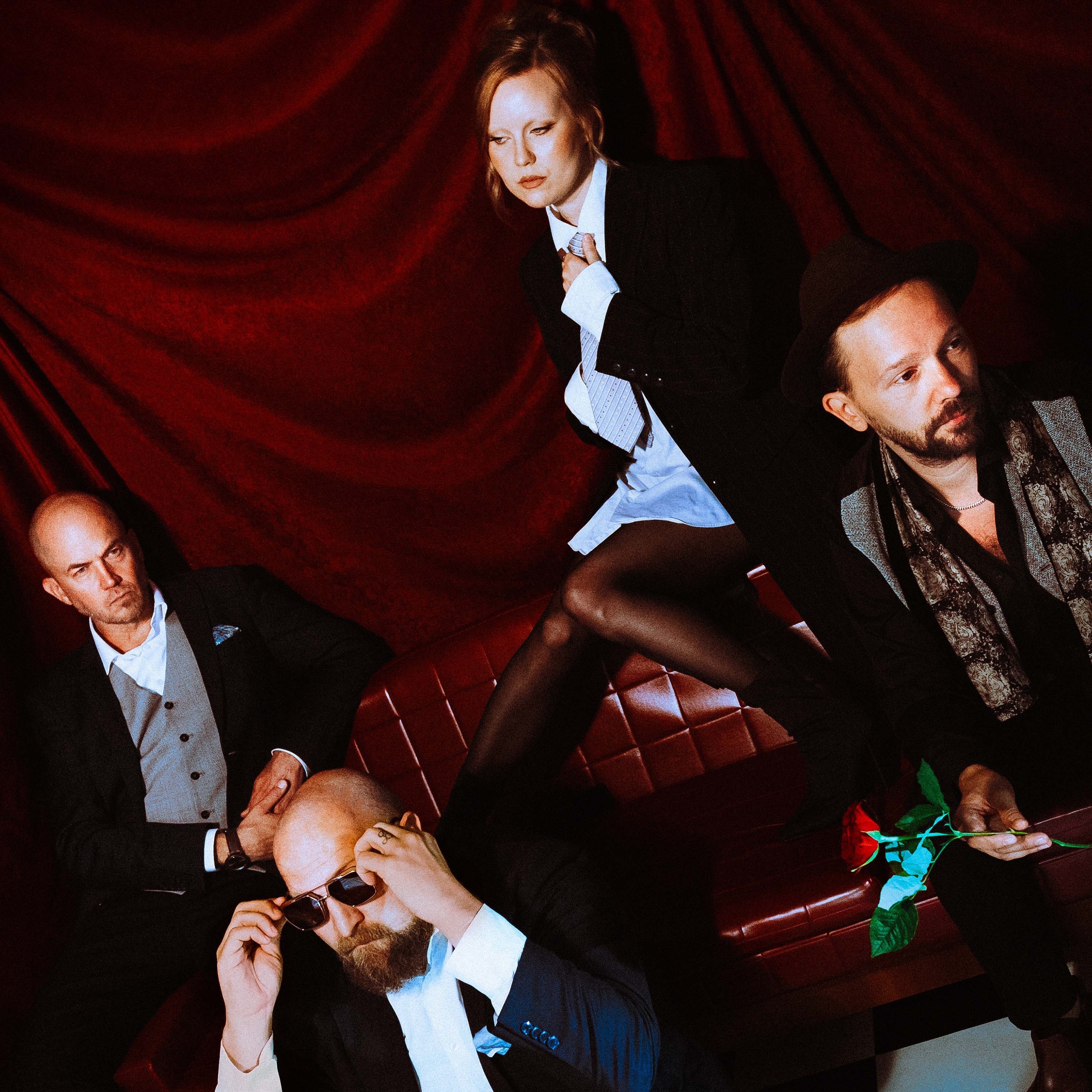 Itsestäänselvää (feat. Paleface, Tommy Lindgren, Valtteri Laurell & F) - Single album cover