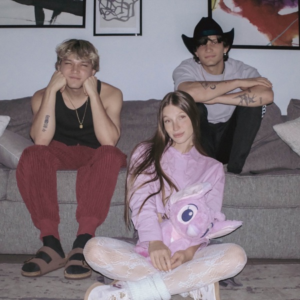 UNA CANCIÓN BONITA - Single album cover