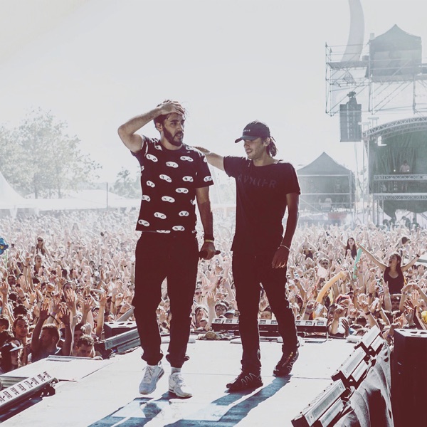 Live Tour 2016 album cover